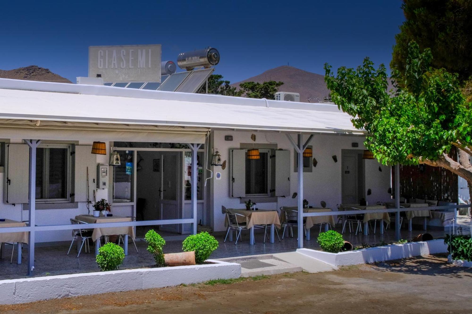 Giasemi Rooms Livadi  Exterior photo